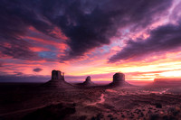 Monument Valley, Arizona - Epic Sunrise